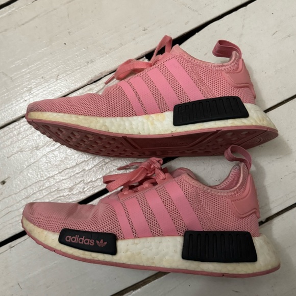 Adidas NMD R1 J Pink Sneakers - Picture 1 of 7